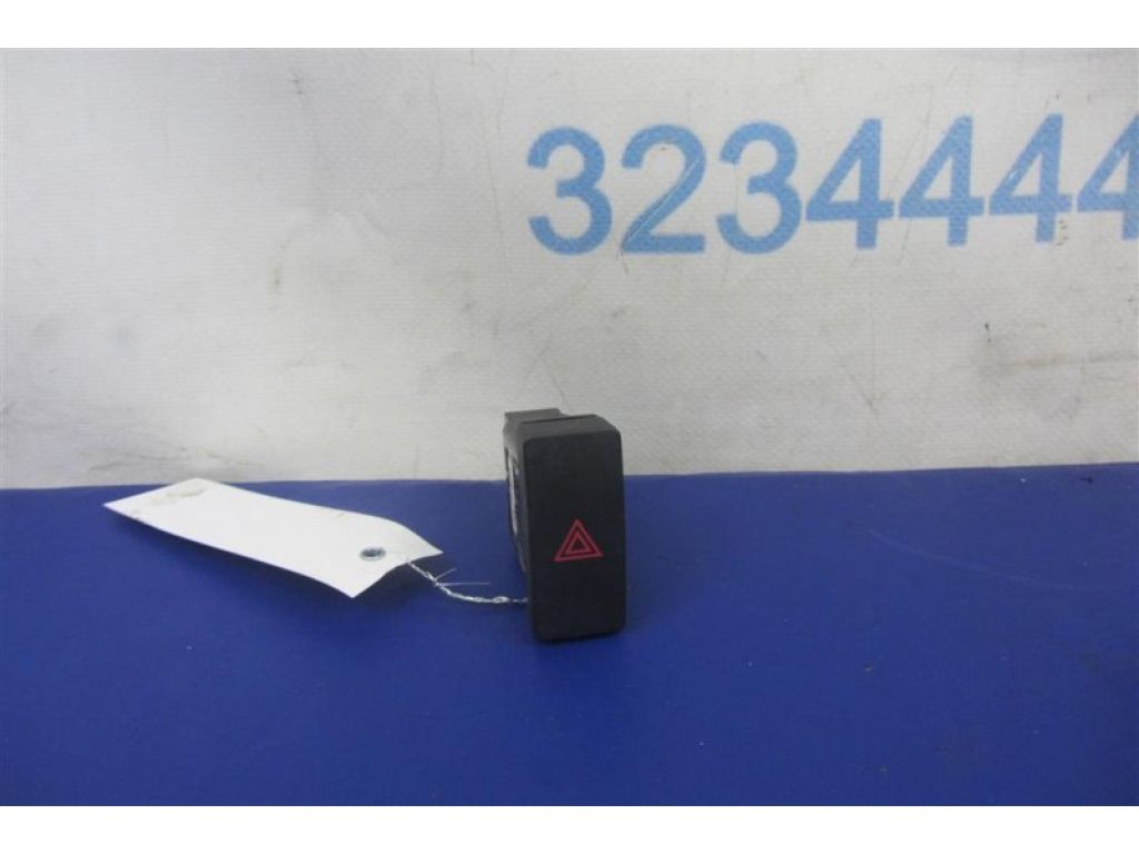 KD45-66-4H0 | Кнопка аварийной сигнализации MAZDA CX-5 (KE) 11-17