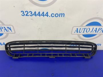 Решетка переднего бампера TOYOTA CAMRY 40 06-11