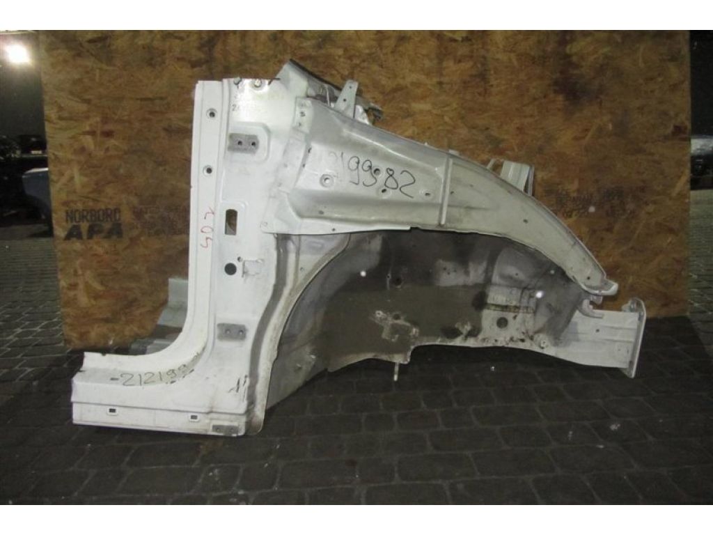 71120-C5A00 | Четверть кузова передняя прав. KIA SORENTO UM 14-