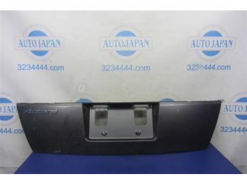 Накладка крышки багажника задн. HONDA ACCORD USA 07-12