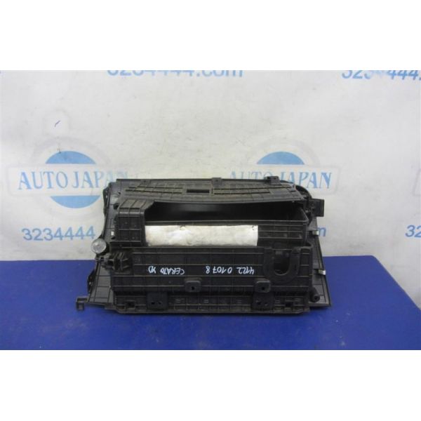 Бардачок KIA CERATO YD 12- 84510-1M300WK — 4