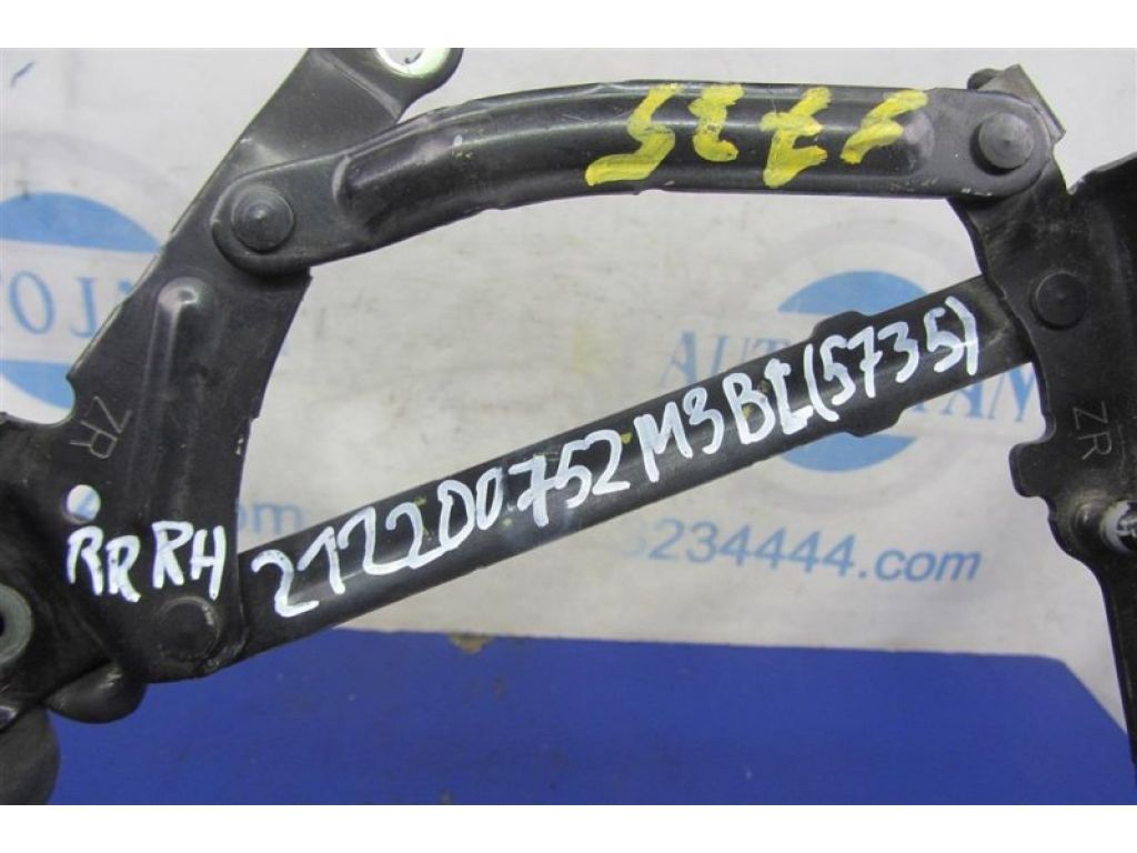 BBM4-52-710B | Петля крышки багажника прав. MAZDA 3 BL 09-13 - Фото 2