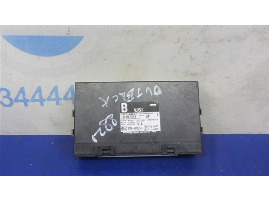 88281AJ52A | Блок комфорту SUBARU OUTBACK 09-14 BR