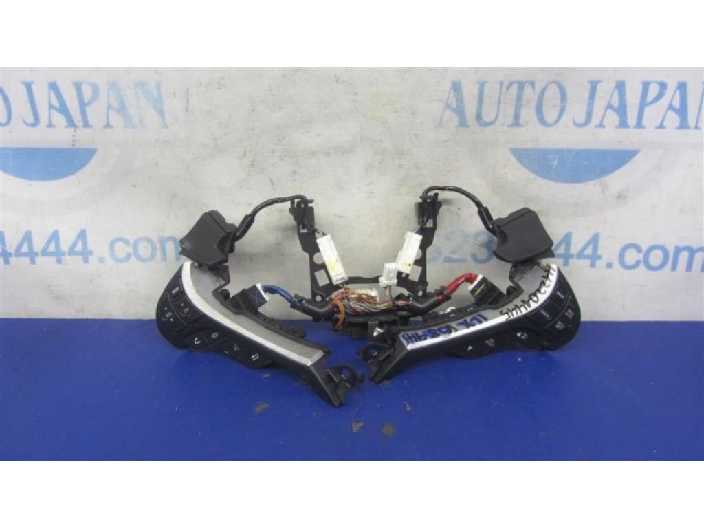 35880-TX4-A01 | Кнопки на руль ACURA ILX 12-16