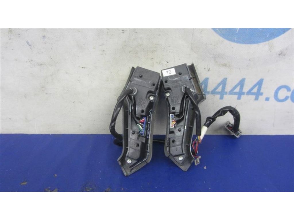 25550-EH101 | Кнопки руля INFINITI M35/M45 04-10 - Фото 3
