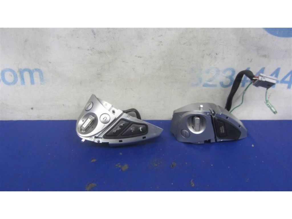 25550-1CA3B | Кнопки на руль INFINITI FX/QX70 S51 08-17