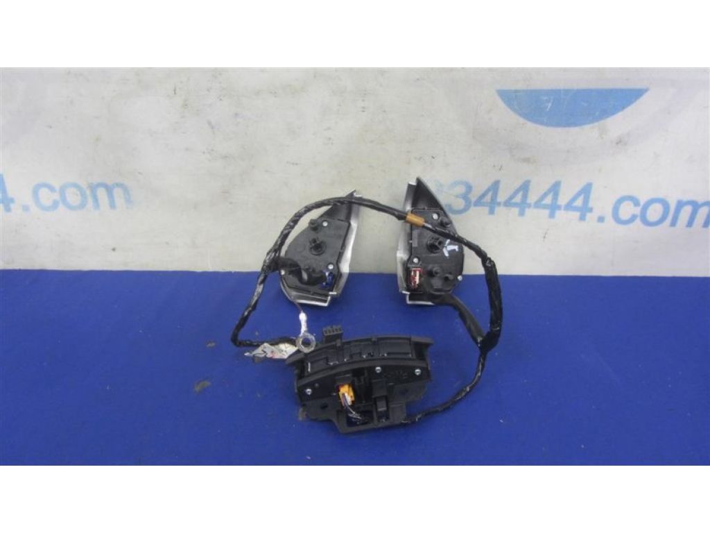 8701A087 | Кнопки руля MITSUBISHI OUTLANDER XL 05-13 - Фото 3