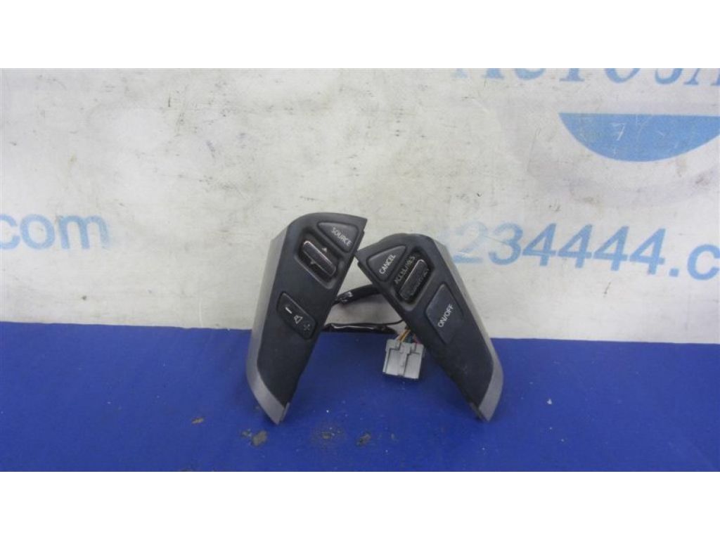 25550-1AA1A | Кнопки на руль NISSAN MURANO Z51 07-14