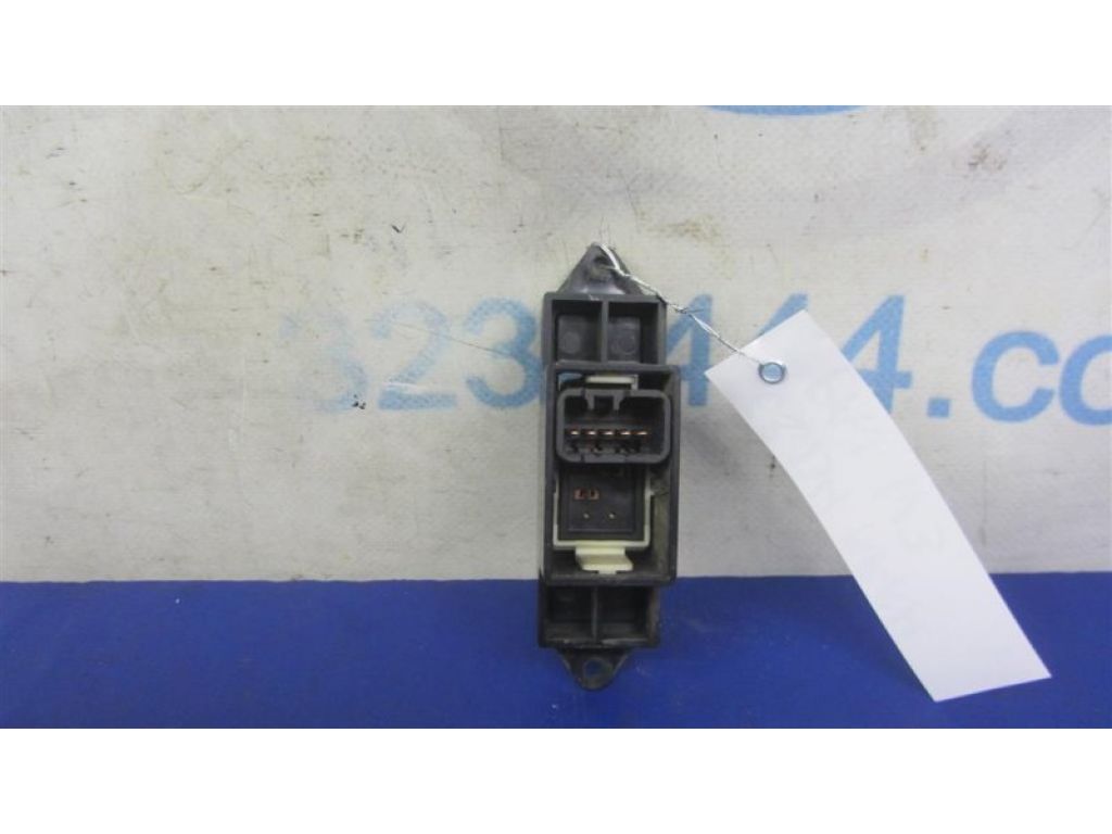 MR587944 | Кнопка склопідіймача MITSUBISHI LANCER X 10 07-15 - Фото 3