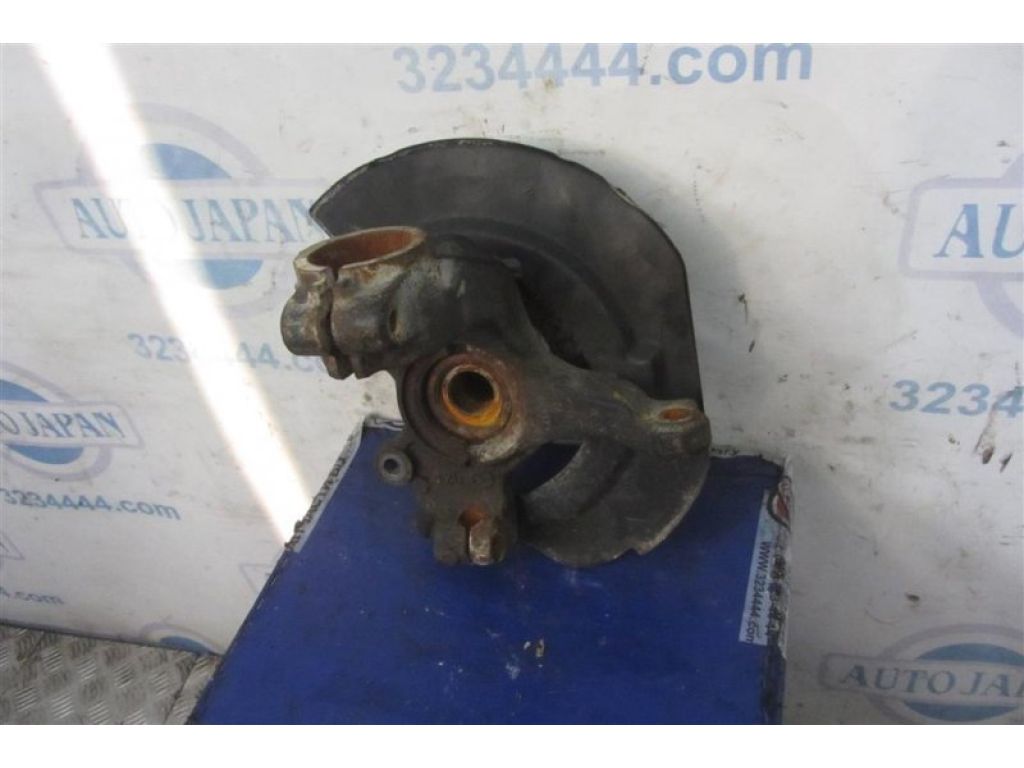 BBM2-33-021C | Кулак поворотный передн. прав. MAZDA 3 BL 09-13