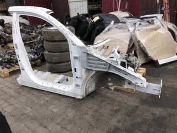 Стойка кузова средняя прав. HYUNDAI TUCSON TL 15-20
