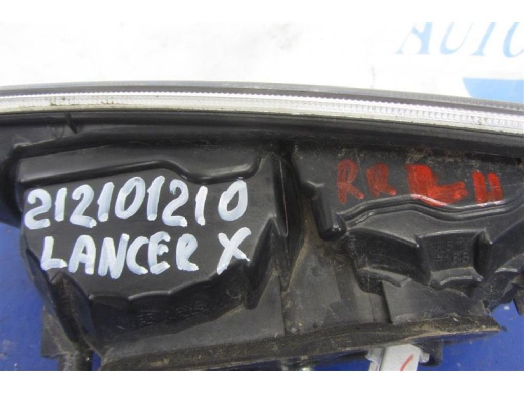 8330A625 | Ліхтар внутрішній задн. лів. MITSUBISHI LANCER X 10 07-15 - Фото 2