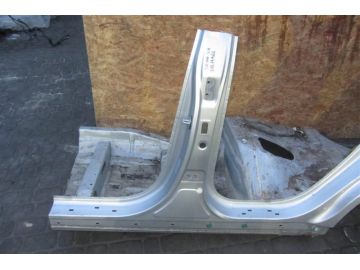 Стойка кузова средняя лев. HYUNDAI TUCSON TL 15-20