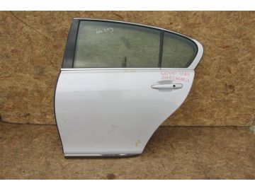 Двері задн. лів. LEXUS GS350 GS300 05-11