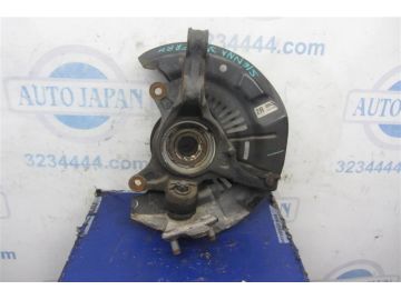 Кулак поворотний передн. прав. TOYOTA SIENNA 11-16