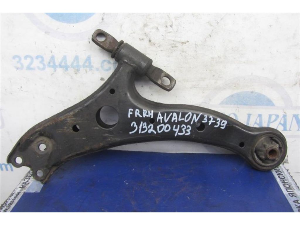 48068-06100 | Важіль передньої підвіски нижній прав. TOYOTA AVALON 05-12