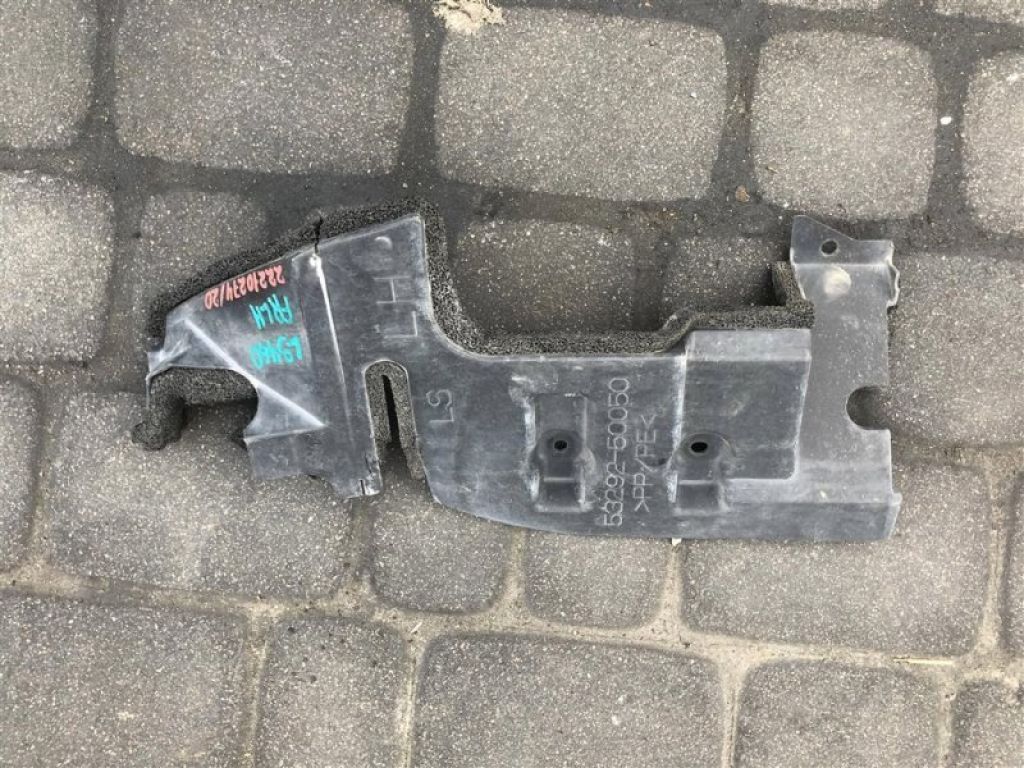 53292-50050 | Дефлектор радиатора лев. LEXUS LS460 06-12