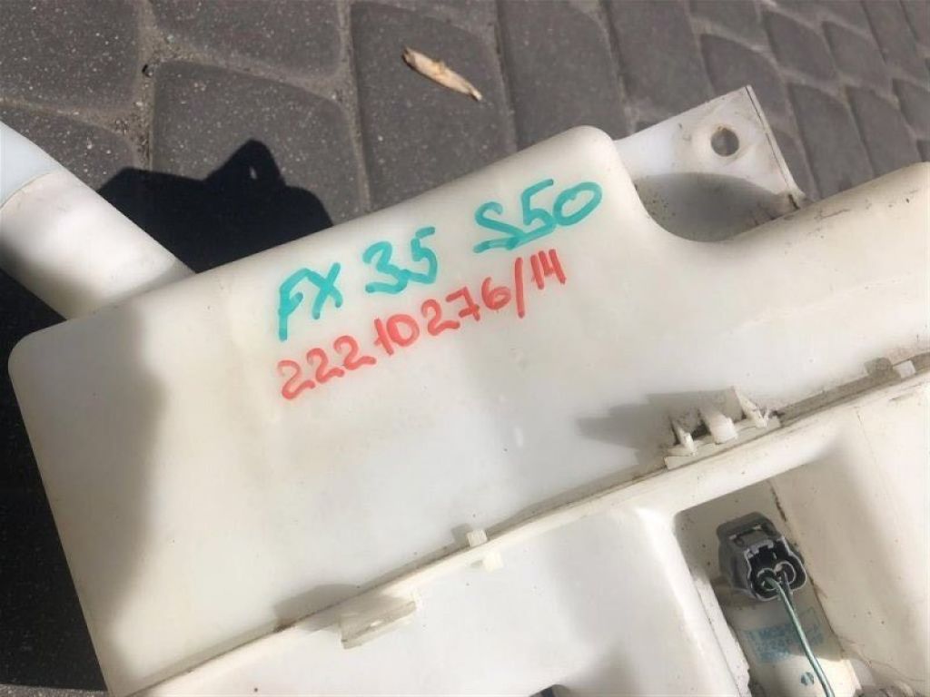 28910-CL70A | Бачок омывателя INFINITI FX S50 03-08 - Фото 2