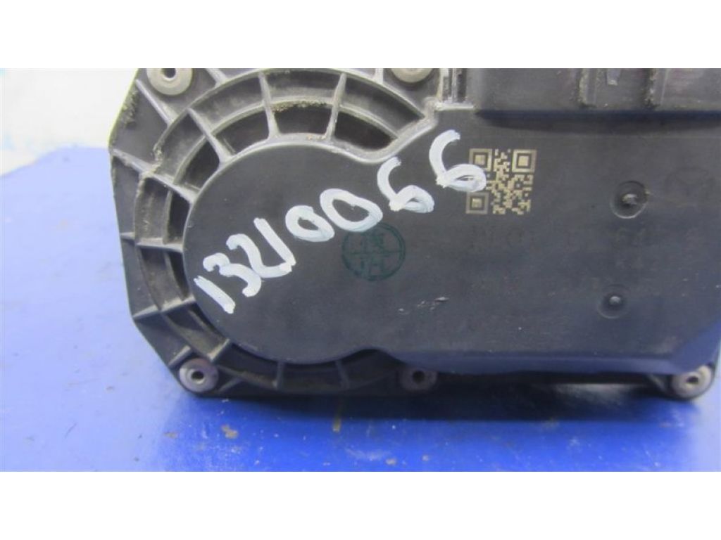 PE01-13-640B | Дросельна заслінка MAZDA 3 BL 09-13 - Фото 2