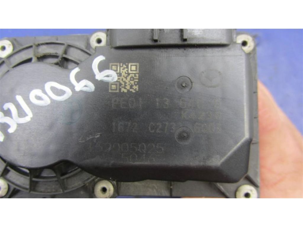 PE01-13-640B | Дросельна заслінка MAZDA 3 BL 09-13 - Фото 3