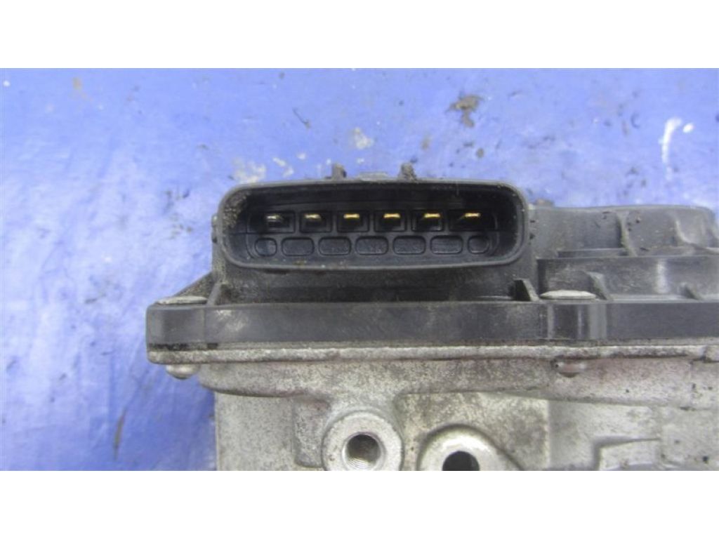 PE01-13-640B | Дросельна заслінка MAZDA 3 BL 09-13 - Фото 4