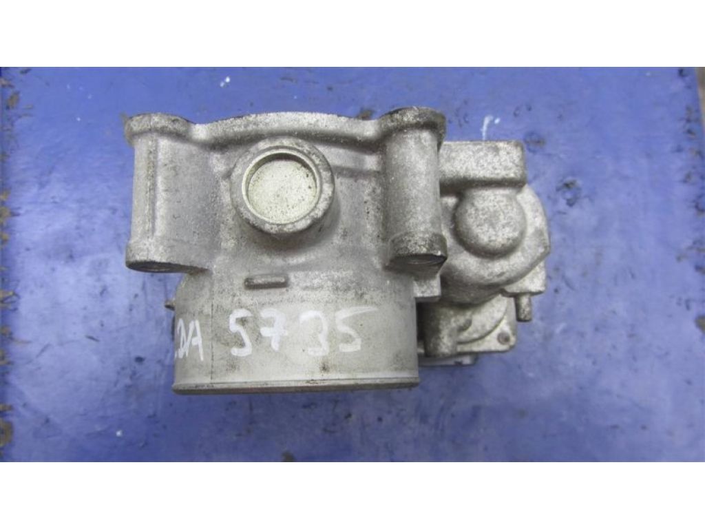 PE01-13-640B | Дросельна заслінка MAZDA 3 BL 09-13 - Фото 6