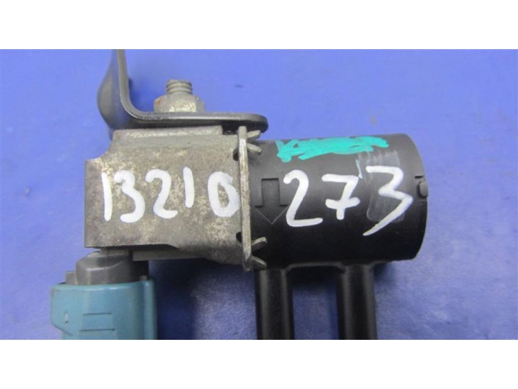 18117-78K00 | Клапан абсорберу SUZUKI KIZASHI 09-14 - Фото 2