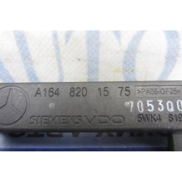 Антена MERCEDES S-CLASS W221 06-13 A 164 820 15 75 — 3