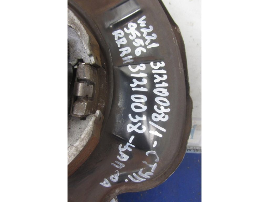 A 211 981 02 27 | Маточина колеса задн. прав. MERCEDES S-CLASS W221 06-13 - Фото 2