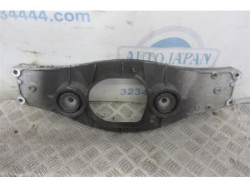 Кронштейн редуктора MERCEDES S-CLASS W221 06-13