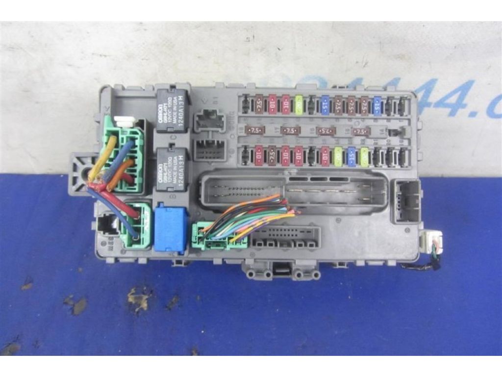 38200-TA0-A51 | Блок запобіжників салон HONDA ACCORD USA 07-12