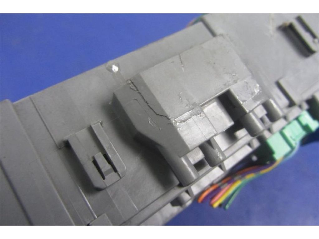 38200-TA0-A51 | Блок запобіжників салон HONDA ACCORD USA 07-12 - Фото 6