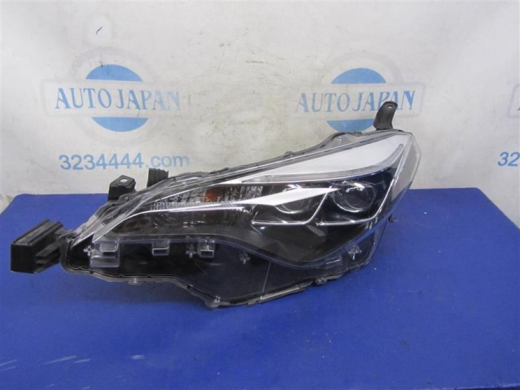 81150-02M90 | Фара передн. лев. TOYOTA COROLLA E170 13-19