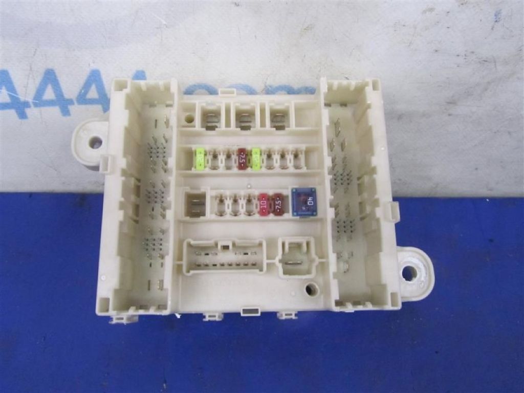 38230-TZ5-A02 | Блок предохранителей салон задн. ACURA MDX (YD3) 13-21