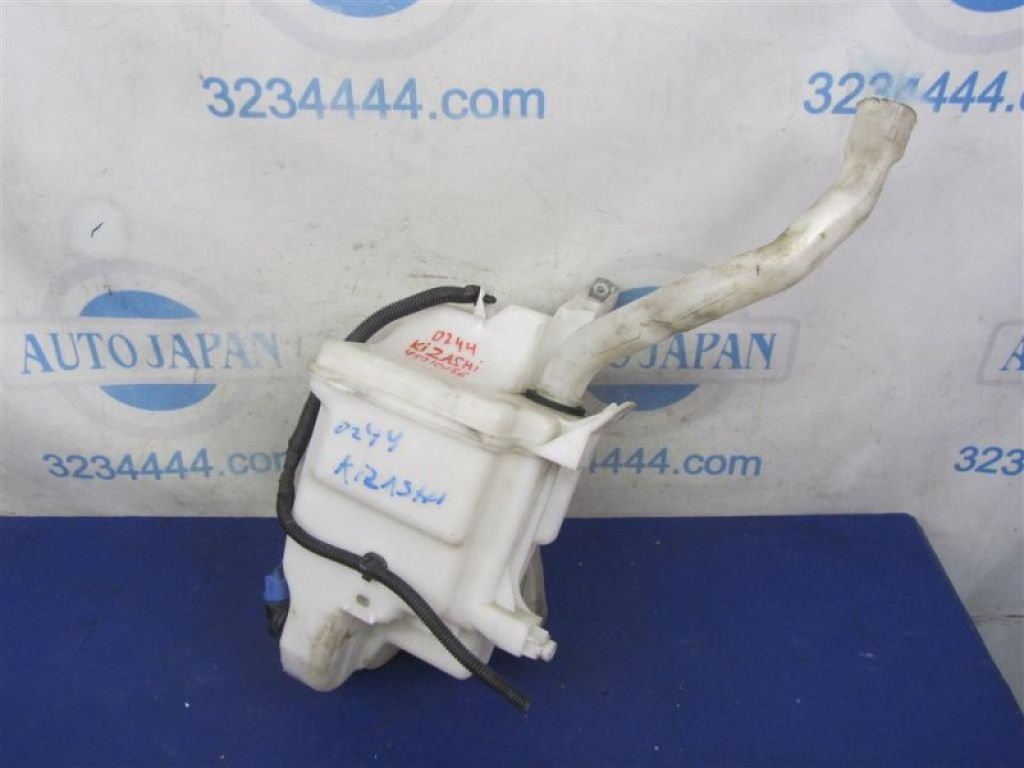 38450-57L10 | Бачок омывателя SUZUKI KIZASHI 09-14