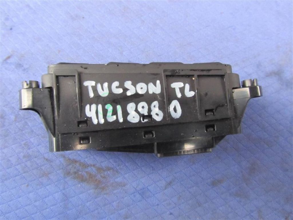 93300-D7400 | Кнопка HYUNDAI TUCSON TL 15-20 - Фото 2