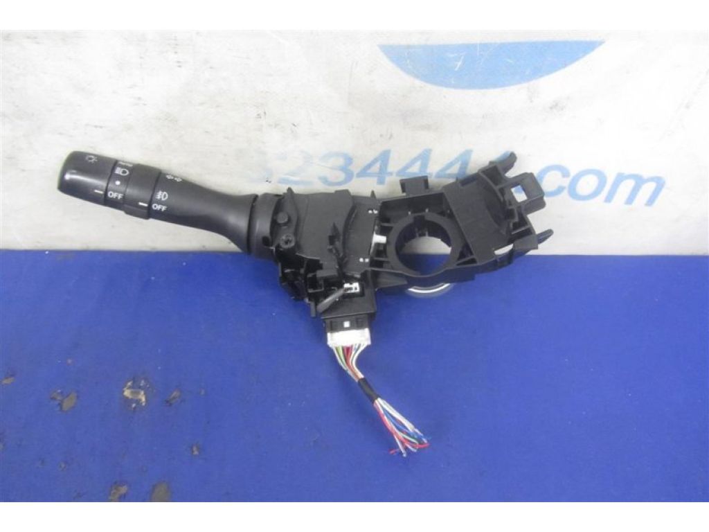 84140-48140 | Подрулевой переключатель лев. LEXUS ES350 06-12