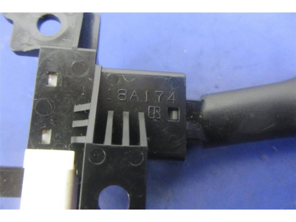 84632-34011 | перемикач круиз-контролю LEXUS ES350 06-12 - Фото 4