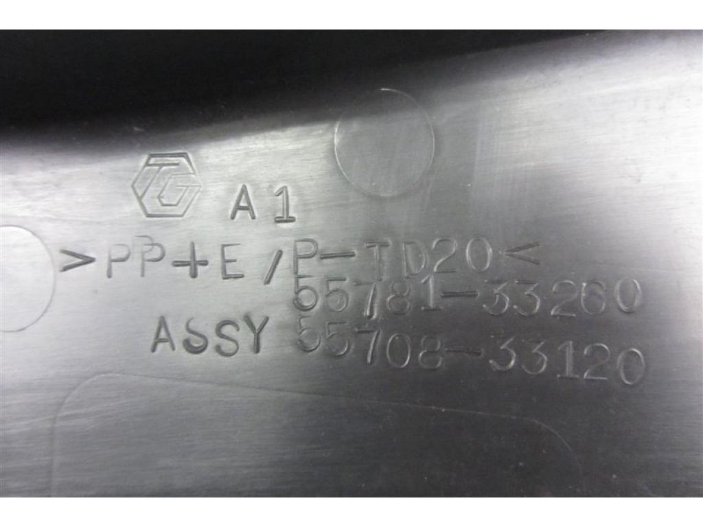 55708-33120 | Пластик під лобове скло / Жабо LEXUS ES350 06-12 - Фото 4