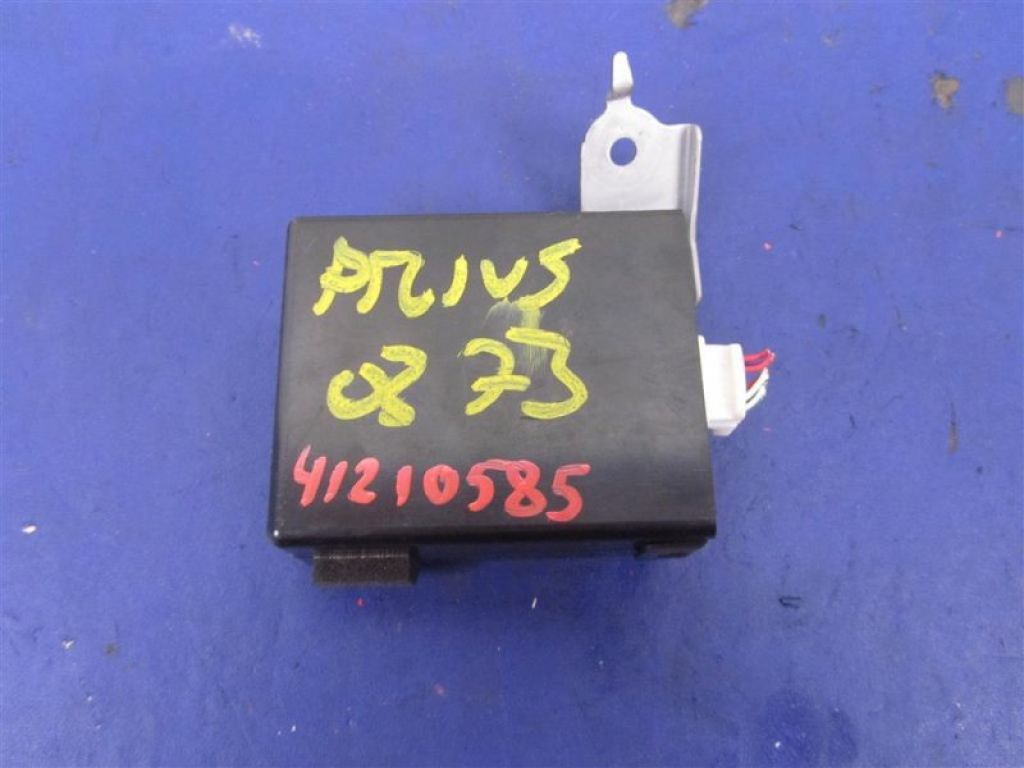 86572-47070 | Блок электронный TOYOTA PRIUS - 30 09-17