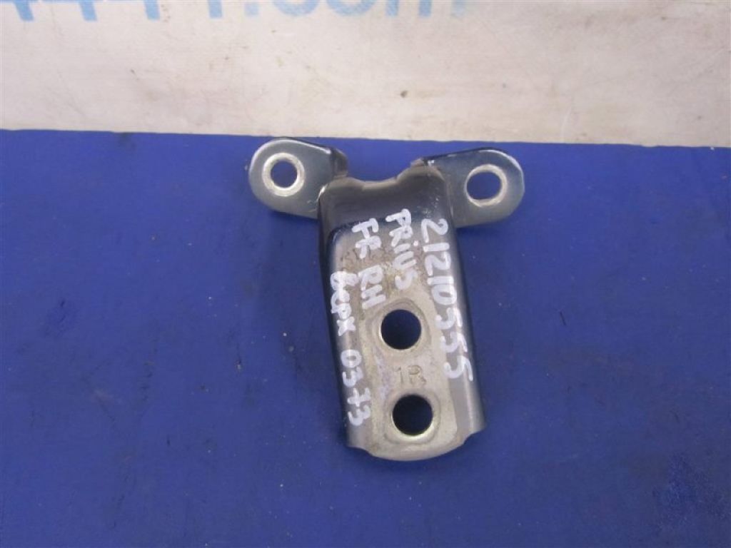 68710-12151 | Петля двері верхня передн. прав. TOYOTA PRIUS - 30 09-17