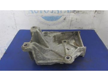 Кронштейн компресора кондиціонера MITSUBISHI OUTLANDER 03-07