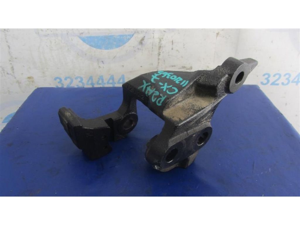 EH64-39-010 | Кронштейн КПП задн. MAZDA CX-7 06-12