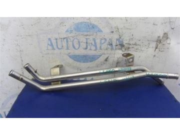 Патрубок системи охолодження LEXUS LS460 06-12