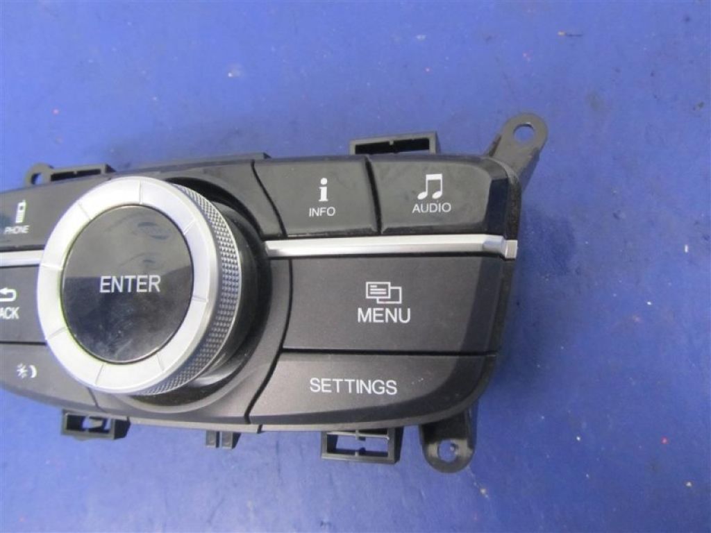 39050-TZ3-A02 | Блок управления мультимедиа ACURA TLX 14-17 - Фото 4
