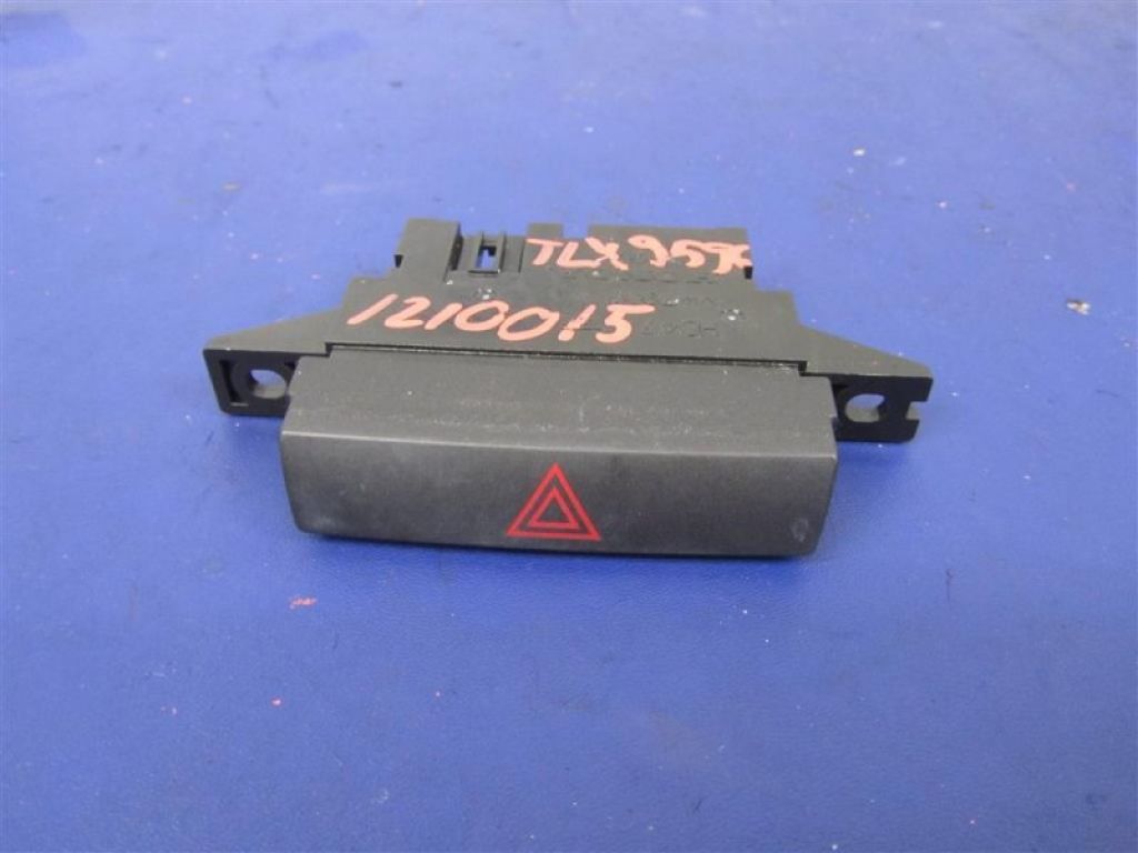 35510-TZ3-A01 | Кнопка аварийной сигнализации ACURA TLX 14-17