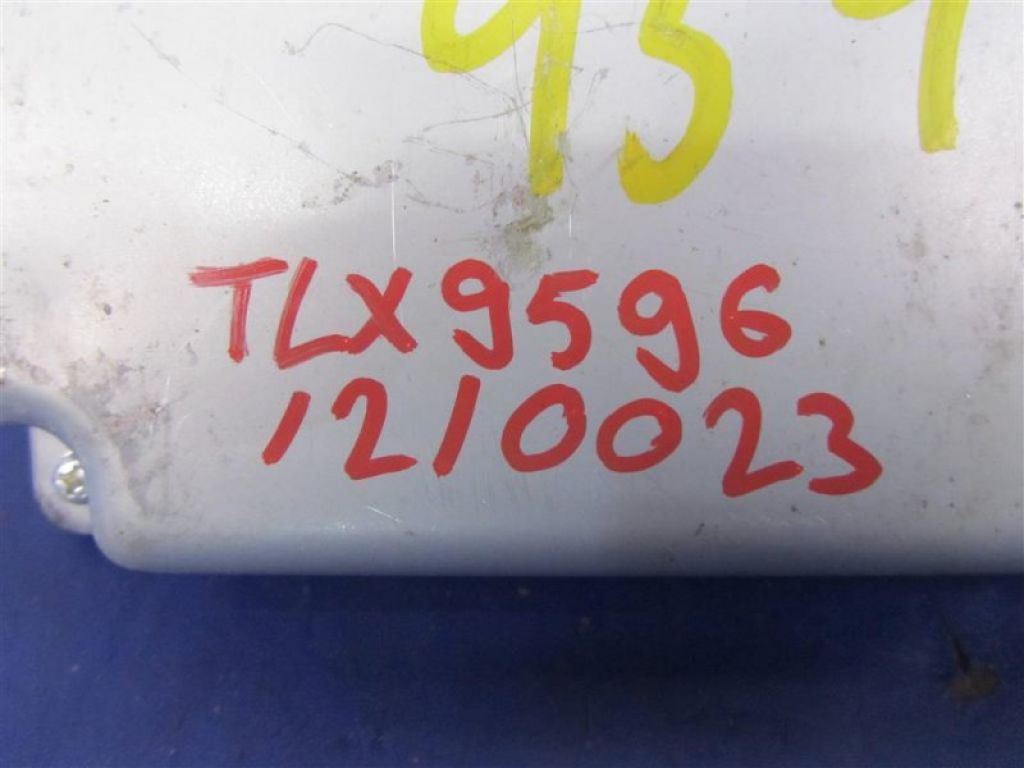 39300-TZ4-A02 | Блок керування підвіскою ACURA TLX 14-17 - Фото 2