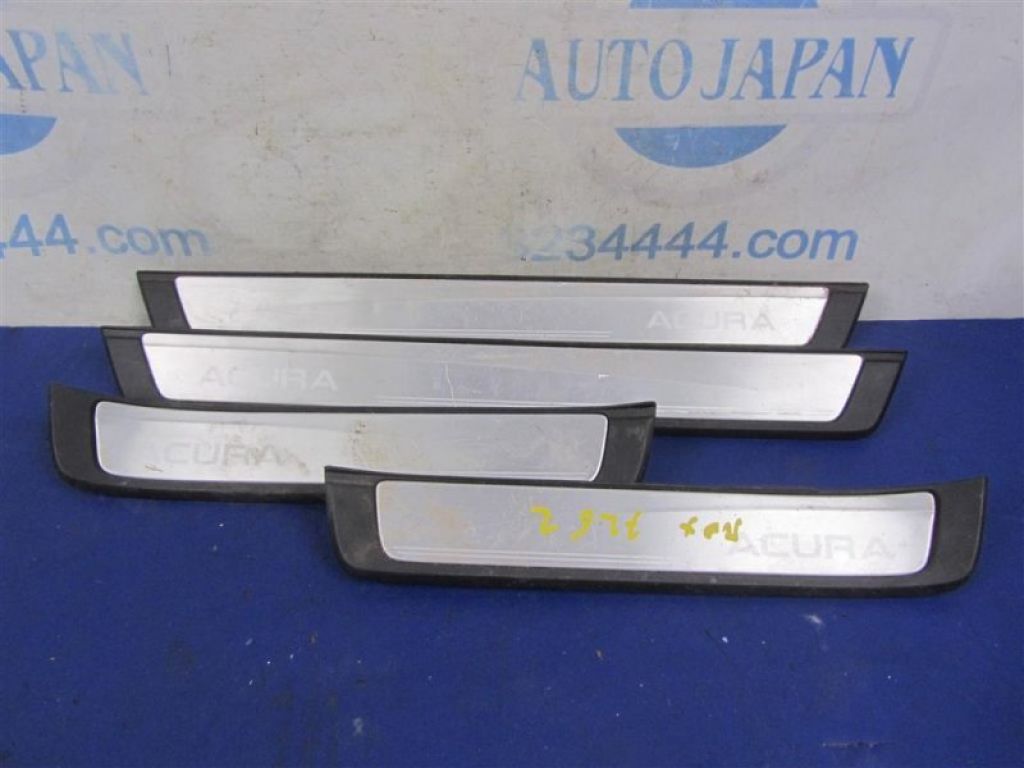 84252-TX4-A00ZA | Накладка порога внутрішня задн. ACURA RDX 12-19