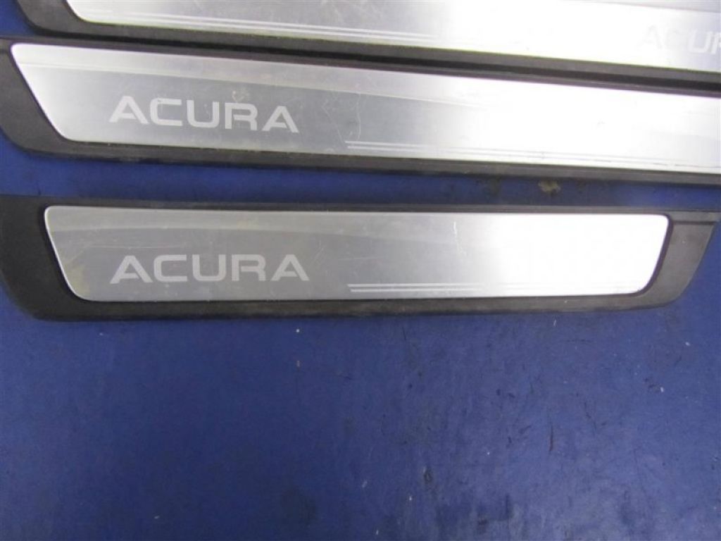 84252-TX4-A00ZA | Накладка порога внутрішня задн. ACURA RDX 12-19 - Фото 5
