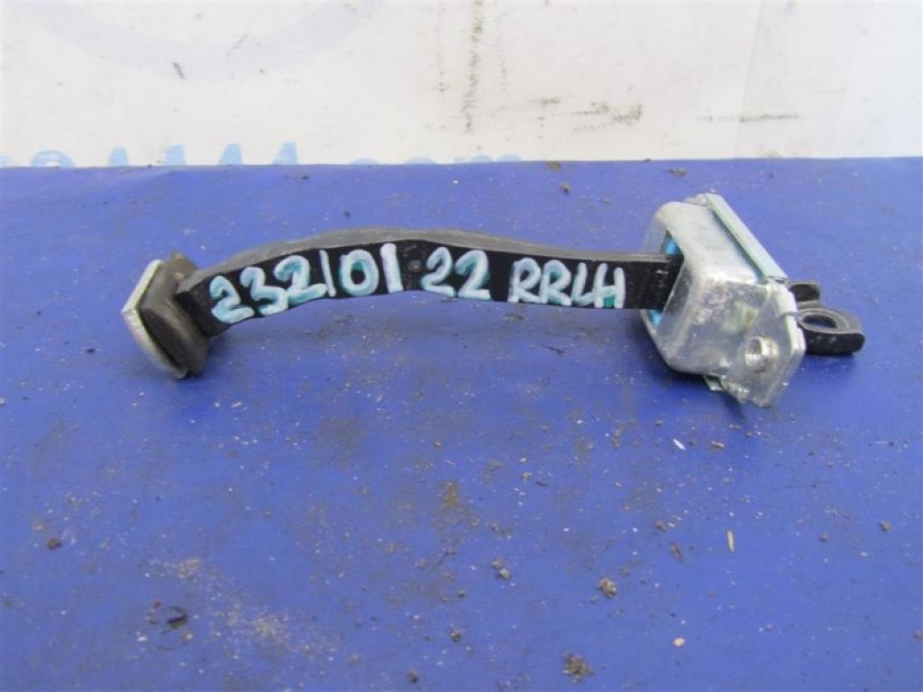 82430-4CL0A | Обмежувач дверей задн. лів. NISSAN X-TRAIL/ROGUE T32 13-20